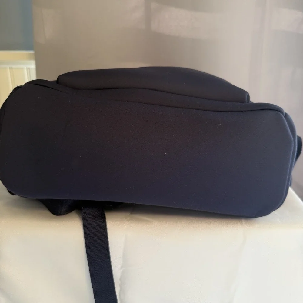 DAGNE DOVER Dakota Neoprene Backpack Diaper Bag Navy Blue 2 Pouches Dust Bag EUC